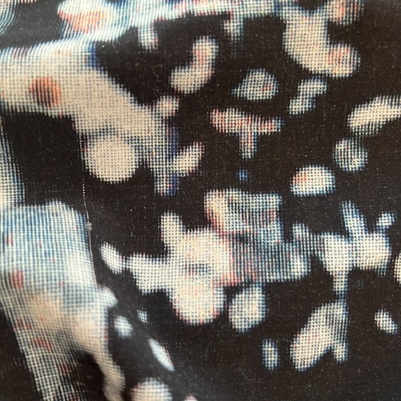 Lululemon speed shorts - Picture 4 of 4